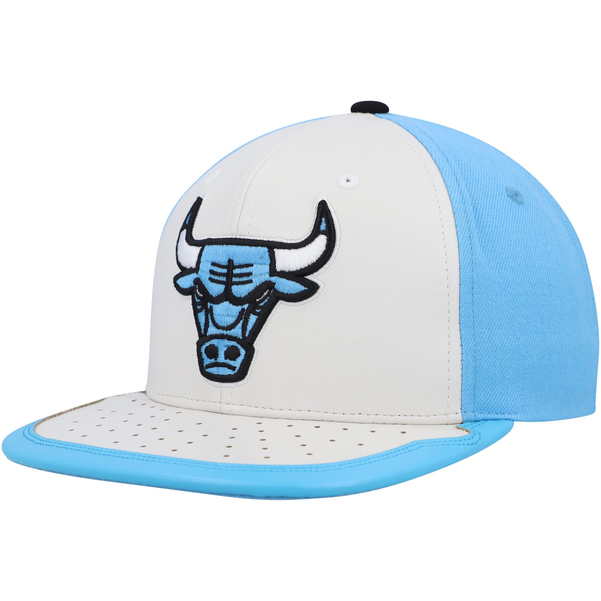 Men’s Mitchell & Ness White/Light Blue Chicago Bulls Day One Snapback Hat Men’s Mitchell & Ness White/Light Blue Chicago Bulls Day One Snapback Hat
